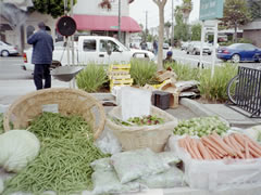 Photo of a Farmer's Market.