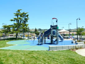 Photo showing a park next to the Townhouses