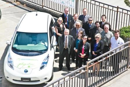 Photo of County all-electric messenger van.